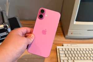 Easy battery removal tech coming to iPhone 17 Pro, report claims